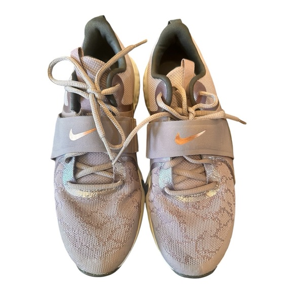 Nike Running shoes Rose gold/ Mauve! Wore once. Like New!!! 8.5 - Picture 2 of 7